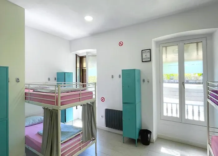 Downtown River Hostel